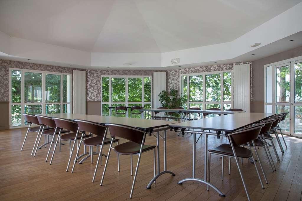 Clos De Vallombreuse, The Originals Relais Douarnenez Bekvämligheter bild
